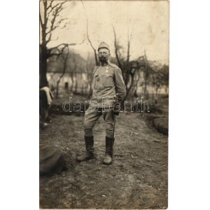 1915 Szabó Sándor, első világháborús osztrák-magyar katonai őrmester kitüntetéssel és karddal az oldalán / WWI Austro...
