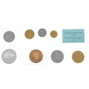 1992. 1Ft-200Ft (8xklf) érmés forgalmi sor lezárt fóliatokban T:PP / Hungary 1992. 1 Forint - 200 Forint (8xdiff...