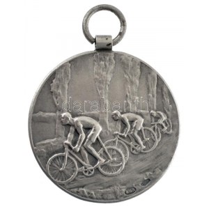 1928. Zrínyi KAC Orsz. Versenye kétoldalas, jelzett Ag kerékpáros díjérem füllel és SGA beütéssel (13,06g/0.800...