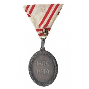 1914. A Vörös Kereszt Ezüst Díszérme hadidíszítménnyel zománcozott Ag kitüntetés, fémjel a fülben...