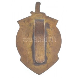 ~1930. Ludovika Akadémia aranyozott bronz sportügyességi jelvény LUDVIG gyártói jelzéssel (44x28mm) T...