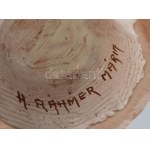 H. Ráhmer Mária (1911-1998): Cserkész fiú. Festett mázas kerámia, jelzett, kopásokkal, kalapján a toll restaurált...