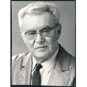 Mádi Szabó Gábor (1922-2003) színész aláírása őt ábrázoló fotó hátulján