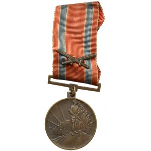 Łotwa, Medal 10-lecia Wojny o Niepodległość z mieczami - po ppłk. Balsewiczu
