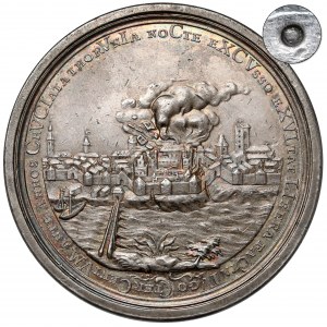 August III, Medal przyłączenie Torunia do Polski 1754 - z PUNCĄ