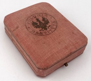 II RP, Pudełko do Orderu Odrodzenia Polski kl.V - z wstążką