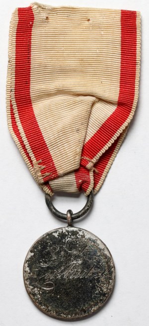 II RP, insigne d'honneur de la Croix-Rouge polonaise, dessin 1929 - cl. III