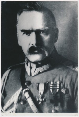 République populaire de Pologne, Photographie de Józef Piłsudski