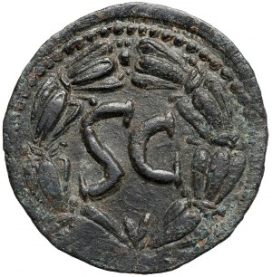 Domitien (81-96 AD) AE30, Antioche - Large