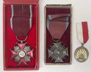 Communist Party, Legitimations + Silver and Bronze Cross of Merit - Large Set