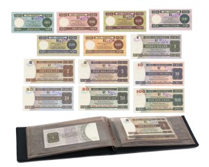 Kompletów WZORÓW PeKaO 1979 - III. emisja w skórzanym etui na 50-lecie Banku