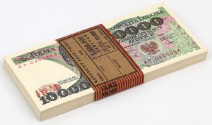 Bank parcel 10,000 zloty 1988 - AP