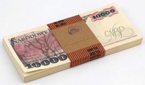 Bank parcel 10,000 zloty 1988 - AP