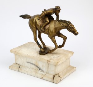 Statue d'un lancier / soldat à cheval