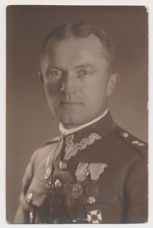 Photographie, insigne, préparation militaire - Commandant