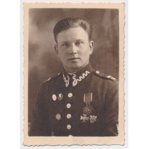 Fotografia, Odznaka, 16 Pułk Piechoty i Szkoła Podoficerska dla Małoletnich