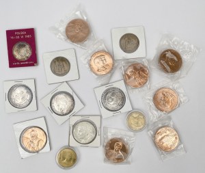 Médailles et jetons MIX - principalement Jean-Paul II - set (17pcs)