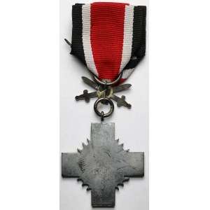 Krzyż Walki o Niepodległość z mieczami