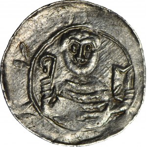 Ladislaus II the Exile 1138-1146, denarius, prince and bishop, letter E
