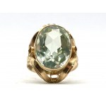 18 Carat Gold Ring with 6.60 carat quartz
