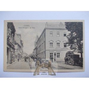 Koźle, Cosel, Rynek, hotel, automobil, kolaż, ok. 1920
