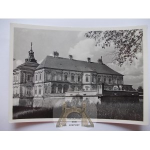 Podhorce near Ternopil, castle published by the Atlas Bookstore, photo by Trebert, 1939