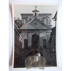 Vilnius, Ostra Brama (Gate of Dawn), published by Book Atlas, photo: Bulgak 1939, Lithuania