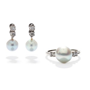 Set of ring and earrings with pearls and diamonds early 21st century jewelry