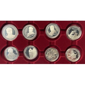 Zestaw 8 sztuk monet srebrnych 1989-1994