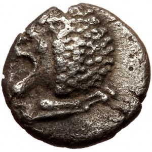 Ionia, Miletos, AR Diobol (silver, 1,00 g, 9 mm), late 6th-early 5th cent. BC Obv: Forepart of lion right, head turned t