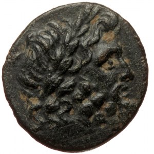 Phrygia, Apameia, AE (Bronze, 21,1 mm, 6,30 g), ca. 88-40 BC. Obv: Laureate head of Zeus right.