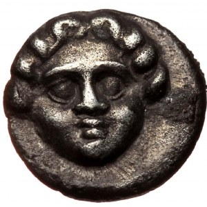 Pisidia, Selge, AR obol (silver, 1,00 g, 9 mm) 370-360 BC Obv: Gorgoneion facing