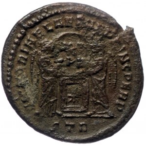 Constantine I the Great (307-337) AE Follis (Bronze, 2.85g, 19mm). Trier mint. Struck 319