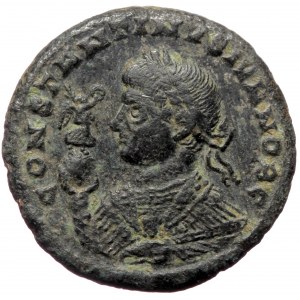 Constantine II as caesar (316-337), Treveri, AE follis (Bronze, 18,7 mm, 2,84 g), struck under Constantine I, 321. Obv: