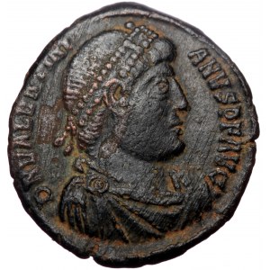 Valentinian I (364-375) AE Follis (Bronze, 18mm, 2.45g) Constantinople