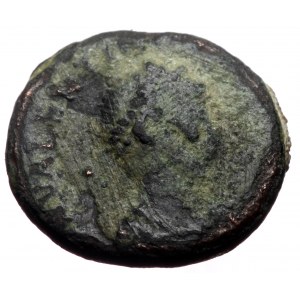 Valentinian AE Nummus (Bronze, 12mm, 1.21g) Thessalonica, 384-388.