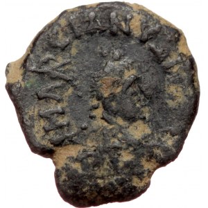 Marcianus (450-457), AE nummus (Bronze, 12,6 mm, 1,15 g), Constantinople. Obv: [D N] MARCIANVS PF AVG, diademed and drap