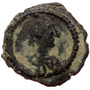 Anastasius I (491-518), AE nummus (Bronze, 9,5 mm, 0,64 g), Constantinople, 491-498. Obv: Diademed, draped and cuirassed