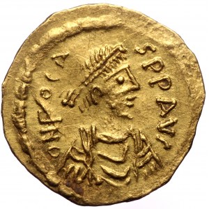 Phocas (602-610) AV tremissis (Gold, 1.47g, 16mm) Constantinople, 602-610.