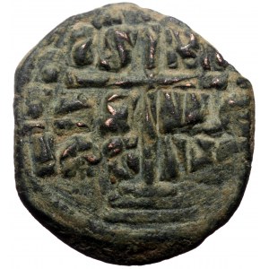 Anonymous attributed to Romanus III (1028-1034) AE follis (Bronze 12,08g 31mm) Constantinople, ca 1028-1034.