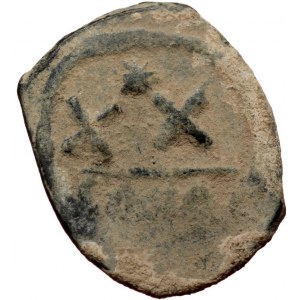 Phocas (602-610). AE Half Follis (bronze, 6,61 g, 25 mm). Constantinople Obv: δ N FOCA PЄRP AVG.Crowned bust facing, wea