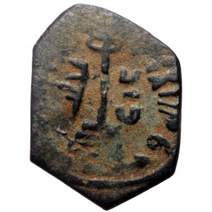 Islamic, Umayyad Caliphate (Arab-Byzantine coinage) 'Abd al-Malik ibn Marwan (AH 65-86 / AD 685-705). Æ Fals (Bronze, 22