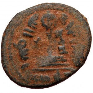 ISLAMIC, Umayyad Caliphate (Arab-Byzantine coinage).end of the C7th and beginning of the 8th century Æ Fals (Bronze, 20m