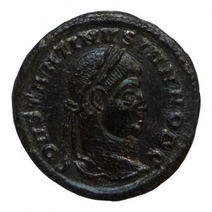 Constantinus II. 337-340, follis, rv: táborová brána, PROVIDENTIAE CAESS, minc. Siscia, RIC VII-216