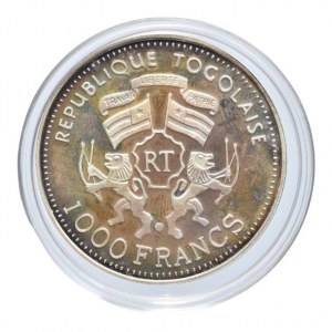 Togo, 1000 francs 2000, Řada ohrožených druhů - Lev, Ag999, 14.9g, patina, kapsle