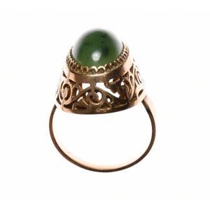Pierścień damski z Nefrytem zielony ażurowy, złoto próby 583 - ZSRR