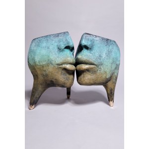 D.Z., Kiss (Large) - Bronze, 33 cm wide