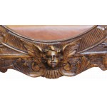 XIX-wieczny fotel z drewna orzechowego