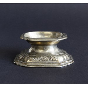 Baroque-style silver salt cellar, Western Europe, 18th century.