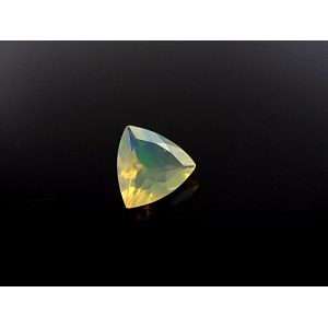 Natural Opal 0.80 ct. 7.7x7.7x4.4 mm. - Ethiopia